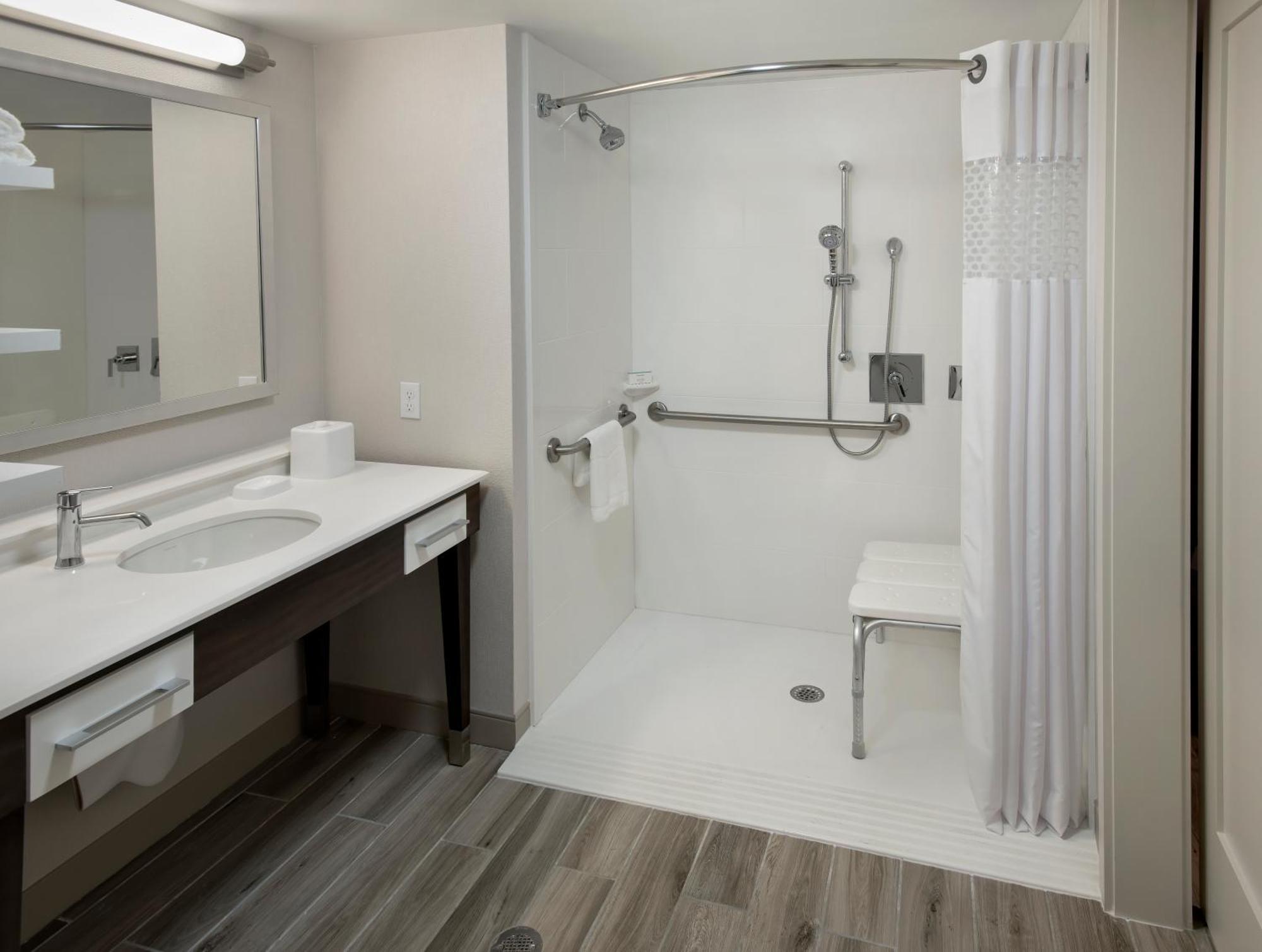 Hampton Boston Logan Airport Hotel Revere