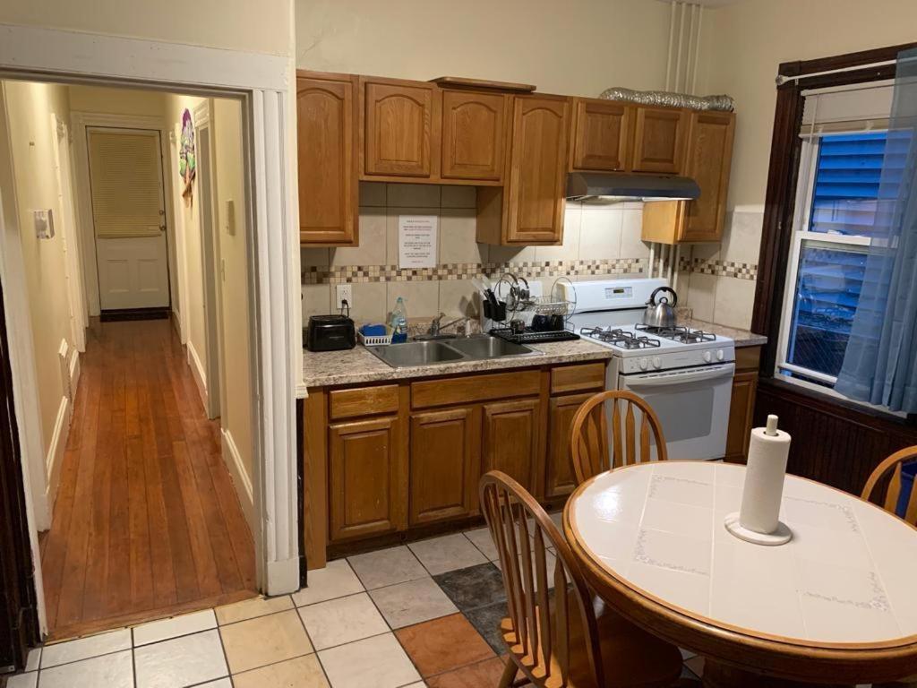 Furnished Private 1-4 Guest house