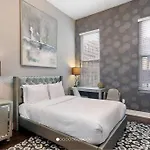Perfect Boston Studio 3-22