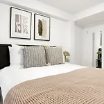 Symphony 1Br Next Door To Laundromat Bos-670