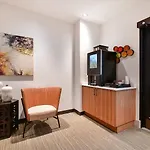 Global Luxury Suites Downtown Boston
