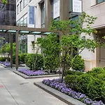 Back Bay Studio W Gym Nr Newbury St Bos-412