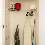 Modern Apt With Gym - Alx-815