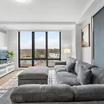 Furnished Luxury Apartment Next To Harvard Stadium