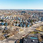 60-3 3Br Boston - Sleek Apt Near Wollaston Beach