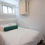 Allston 2Br Retreat W Private Entrance & Comfort