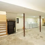 558-1 3Br Boston - Renovated Nest Near Aquarium