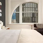 Ames Boston Hotel, Curio Collection By Hilton
