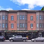 Global Luxury Suites South Boston