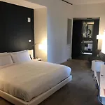 Ames Boston Hotel, Curio Collection By Hilton