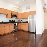 Bright 2Br In Downtown Crossing By Sonder