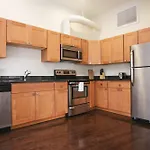 Bright 2Br In Downtown Crossing By Sonder