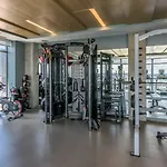 Global Luxury Suites At Seaport