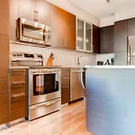 Global Luxury Suites At Seaport