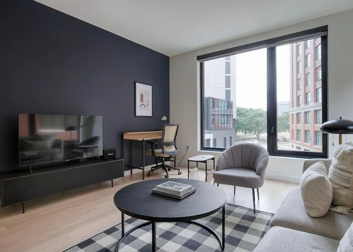 South Boston 3Br W Building Wd Nr Seaport Bos-916