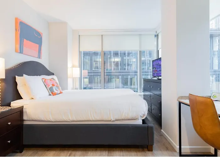 Chic Apt Seaport - Alx-715