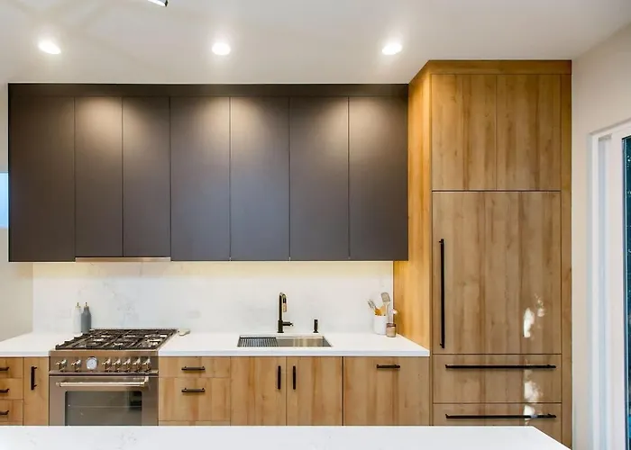 Exquisite One-Bedroom Retreat In The Heart Of The South End
