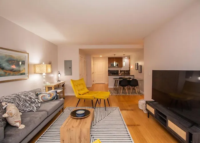 Luxury 2Bed, 2Bath, Near Bu, Hospitals, Fenway