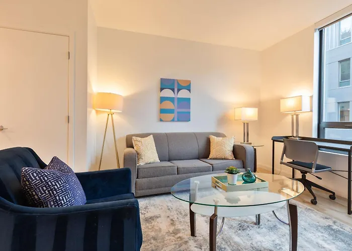 Gorgeous Apt With Kitchen - Idl-521
