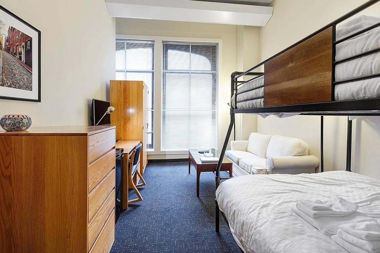 Studio Ready 4 Students & Traveling Professionals! 310 Apartment