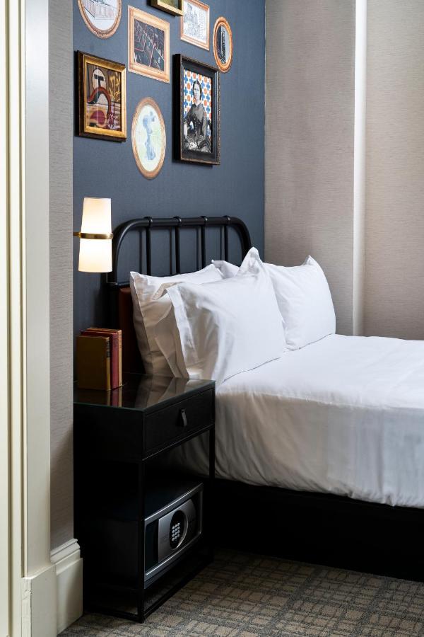 Copley Square Hotel, A Found 4*
