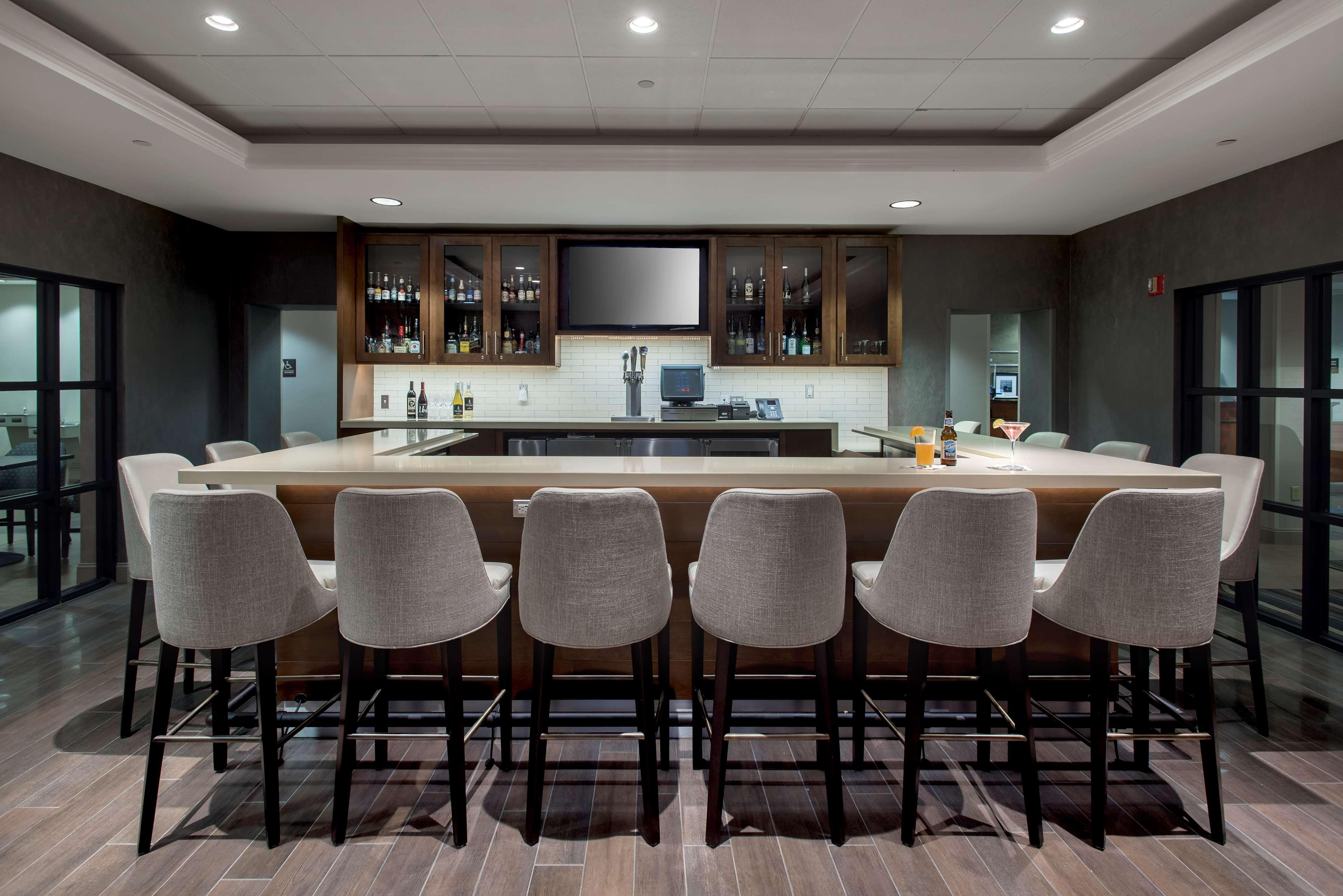 Hotel Hampton Boston Logan Airport Revere