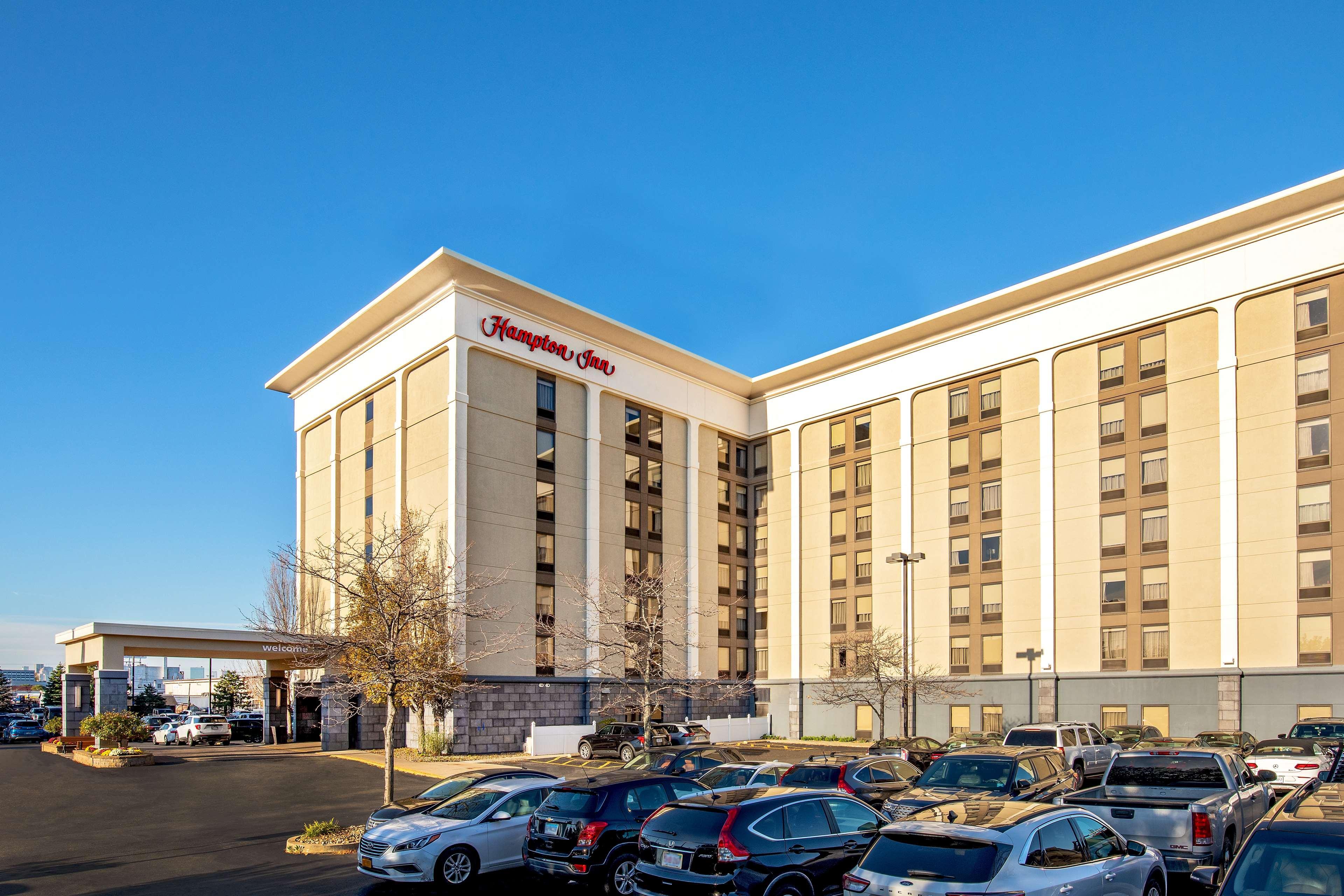 Hampton Boston Logan Airport 3* Revere