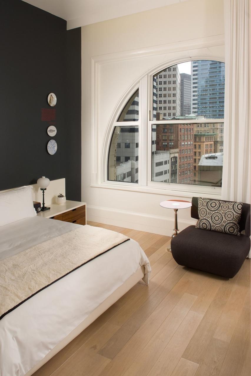 Ames Hotel, Curio Collection By Hilton