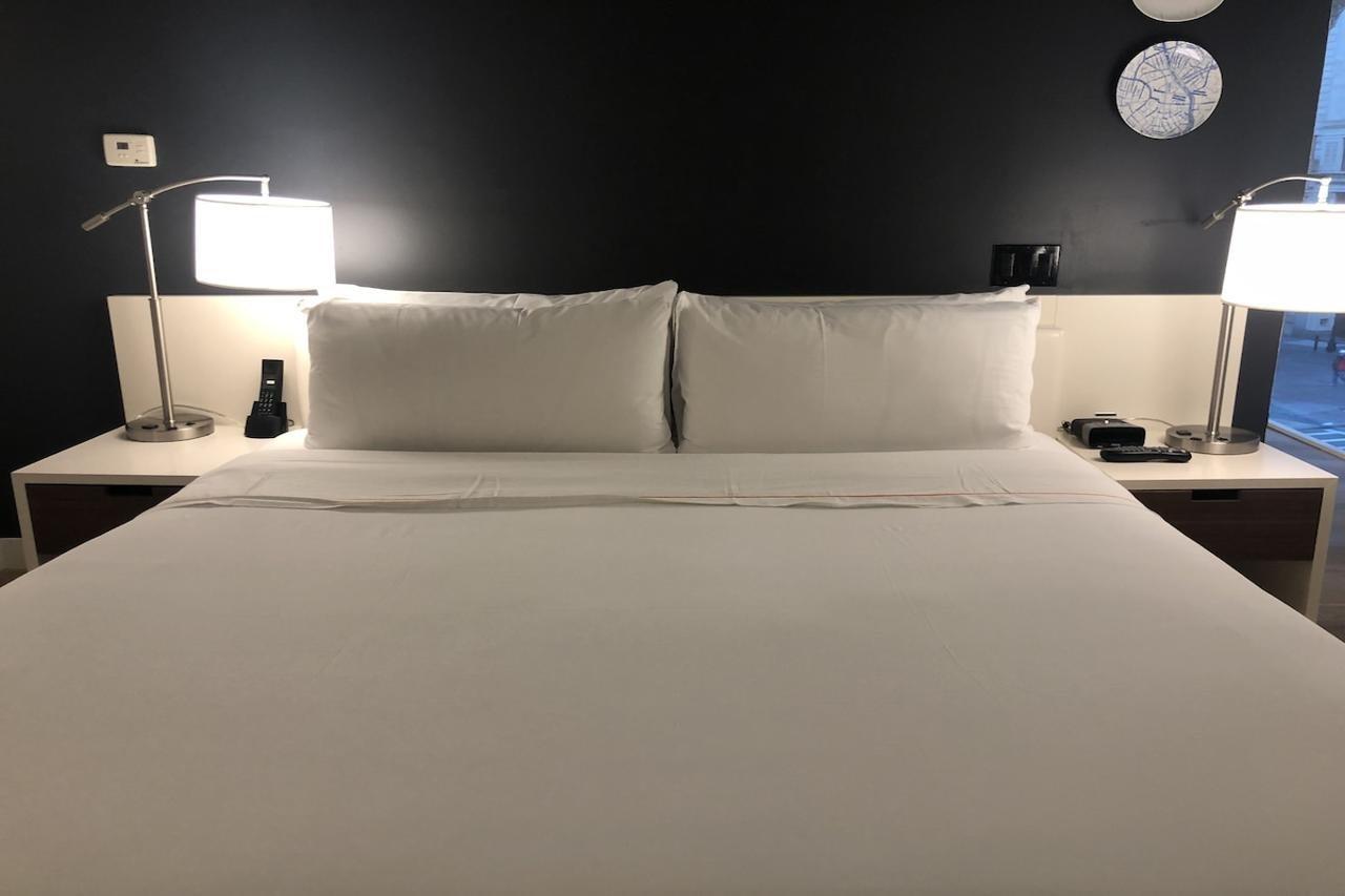 Ames Hotel, Curio Collection By Hilton Hotel