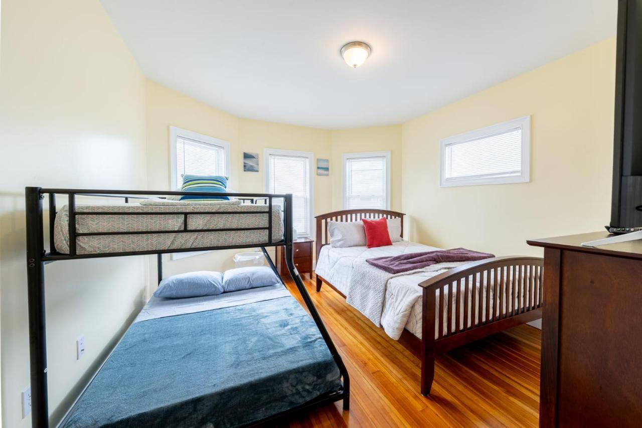 90 - 4Br Dorchester - Sleek Apt Near Marina Bay Boston