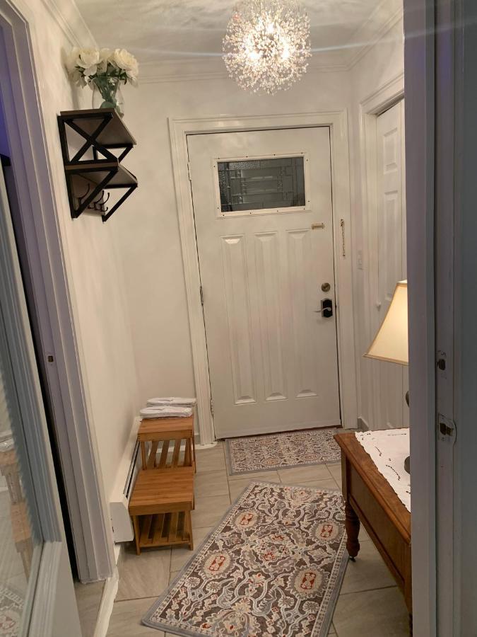 Comfy And Chic Apartment! Free Parking Boston