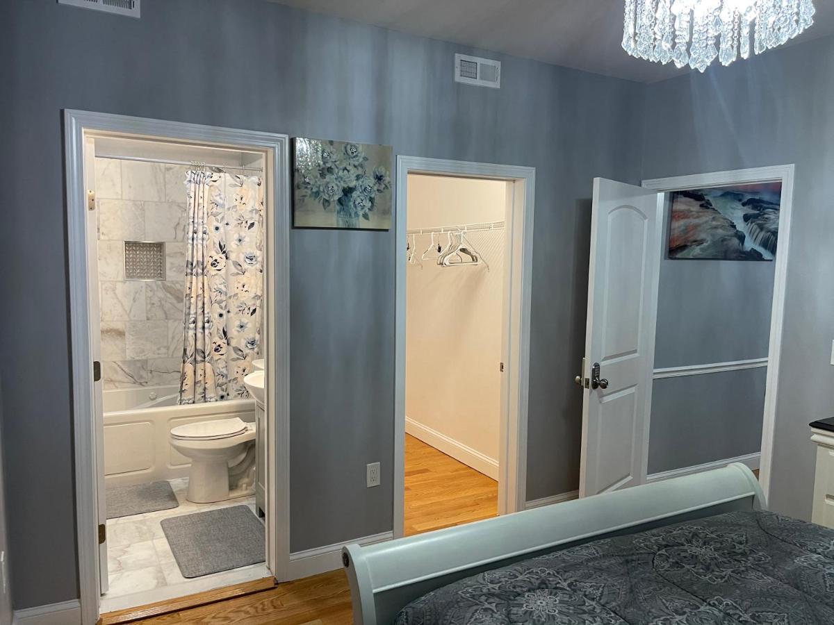 Brand New Luxury Near Downtown Guest house Boston