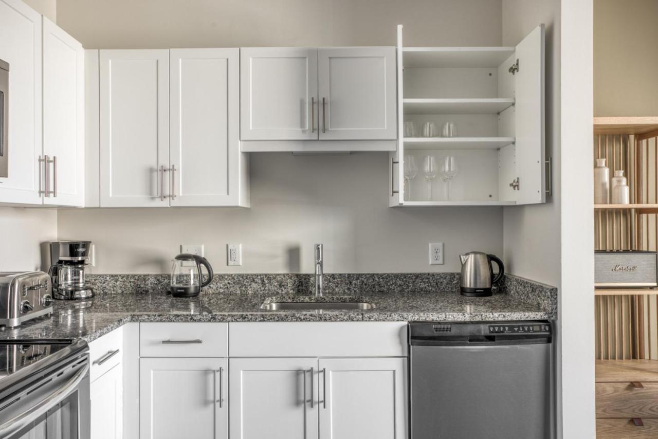 Apartment Allston 1br W Gym Wd Nr Griggs T Bos-790 Boston