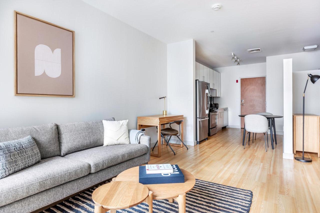 Apartment S W Gym Wd By Seaport On D Bos-351 *