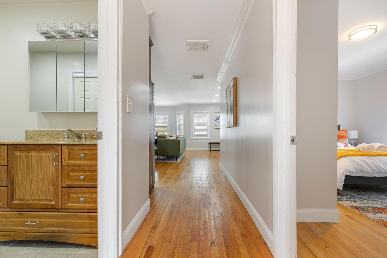Apartment Amazing Family-friendly And Group-friendly #thebackdorch Boston