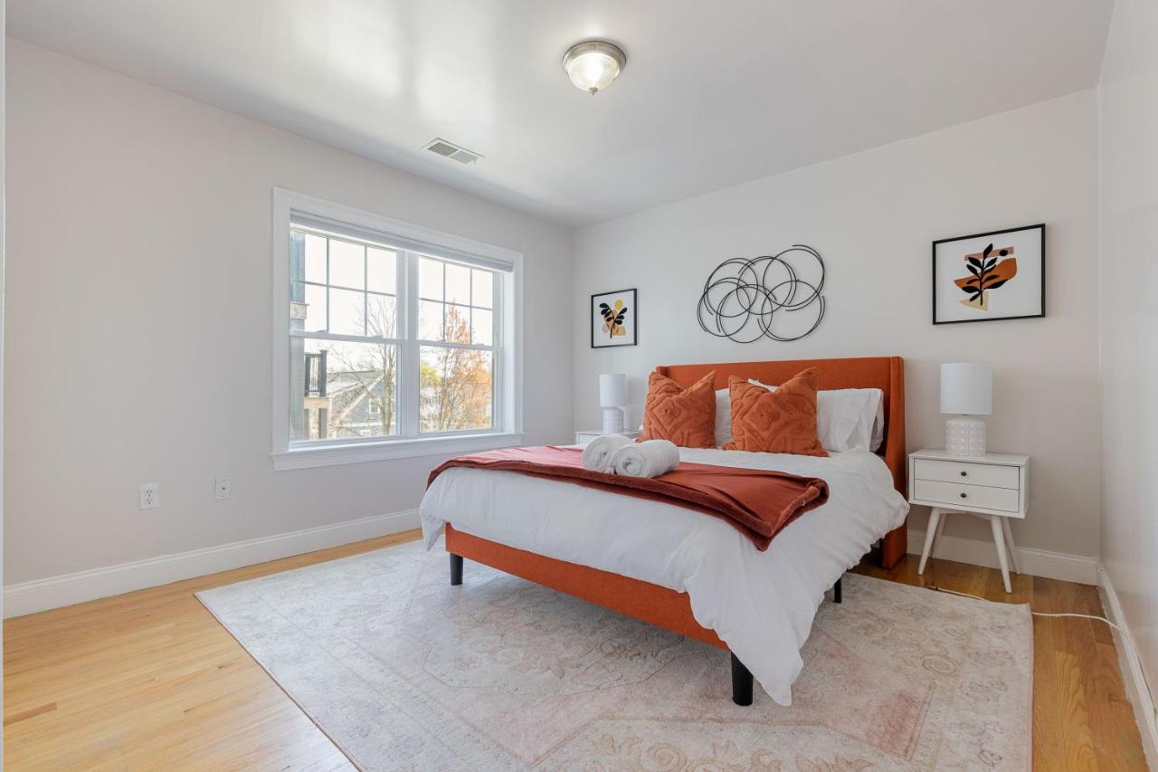 Amazing Family-friendly And Group-friendly #thebackdorch Apartment *