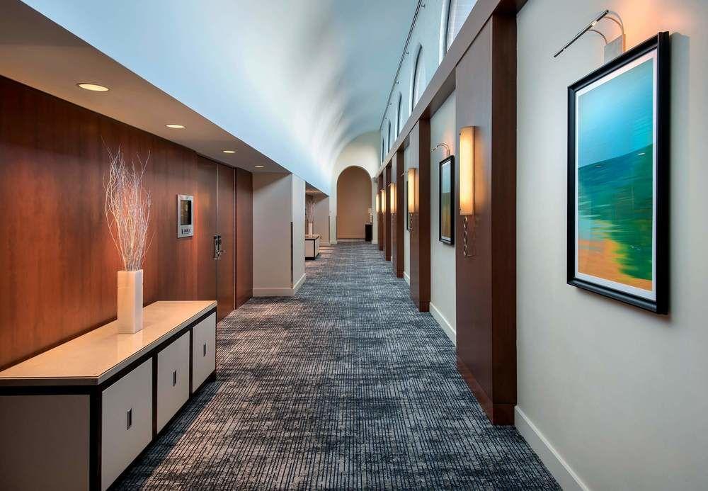 Marriott Long Wharf Hotel
