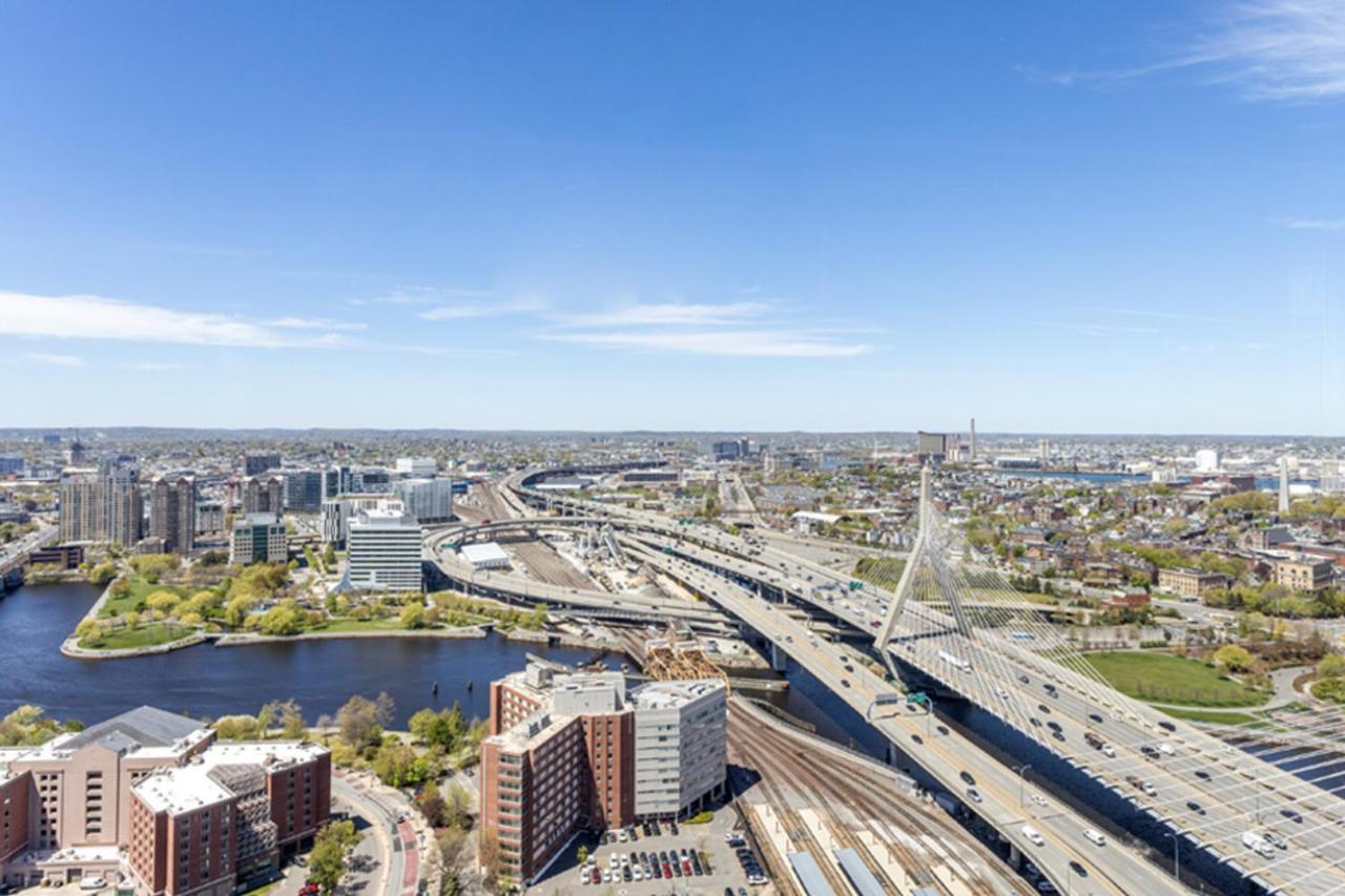 N Station W Gym Wd Nr Td Garden Bos-637