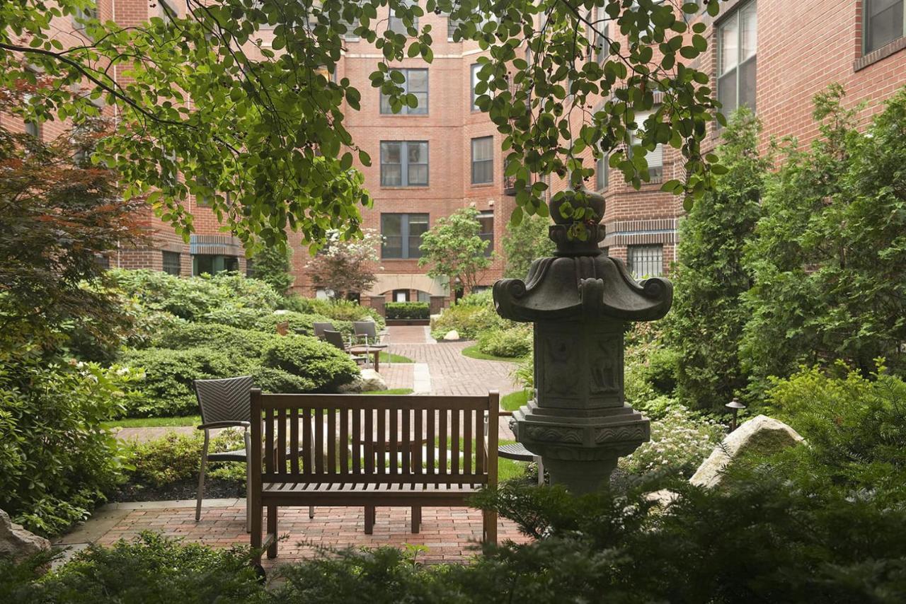 Back Bay 1br W Rooftop Gym Nr Shops Dining Bos-896 Apartment *