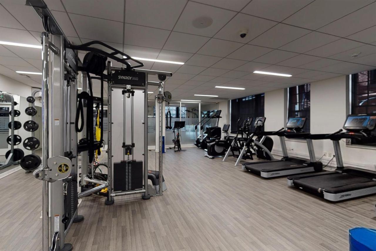 Back Bay 1br W Rooftop Gym Nr Shops Dining Bos-896 Apartment