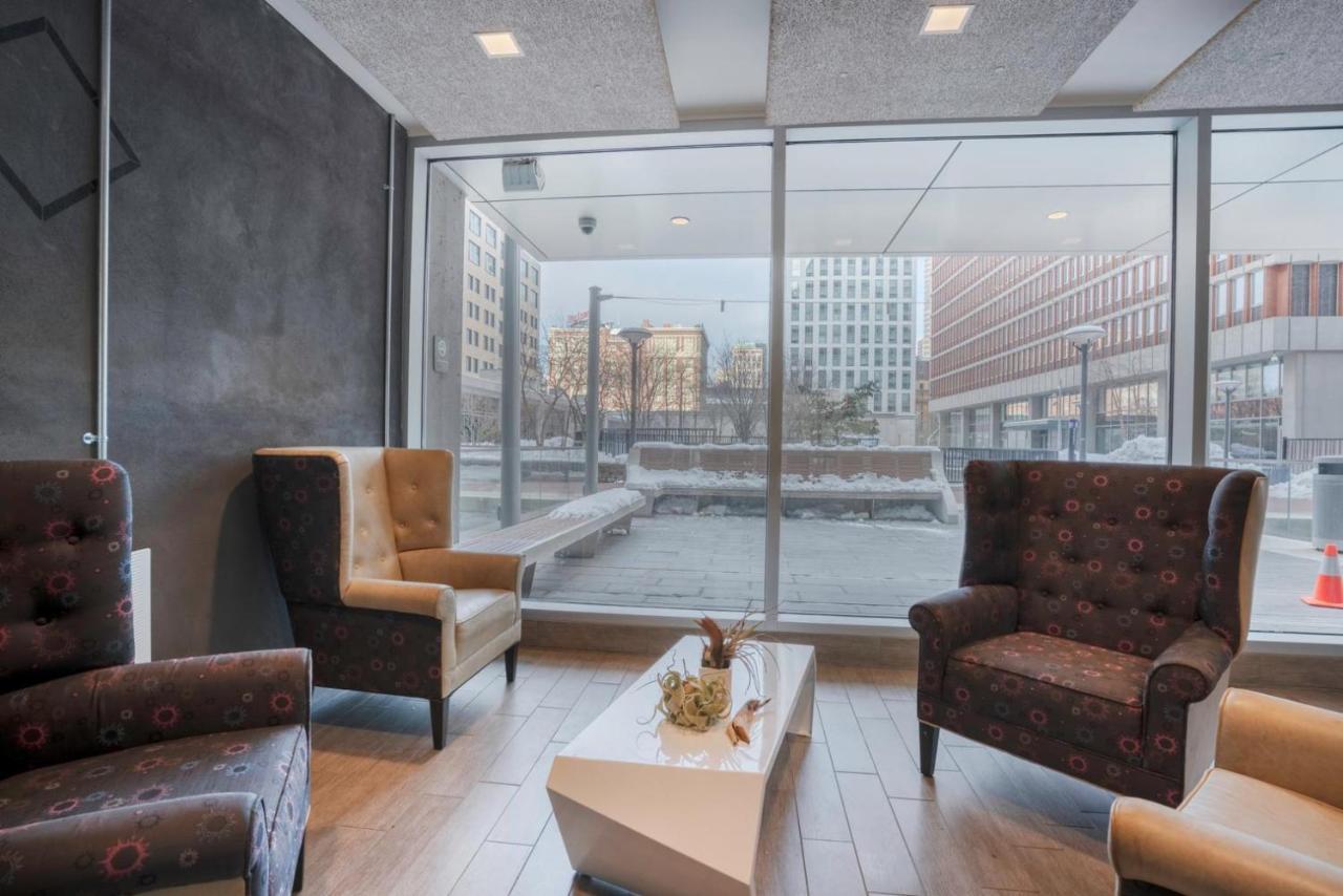 Apartment Back Bay 1br W Gym Rooftop Nr Shopping Bos-926