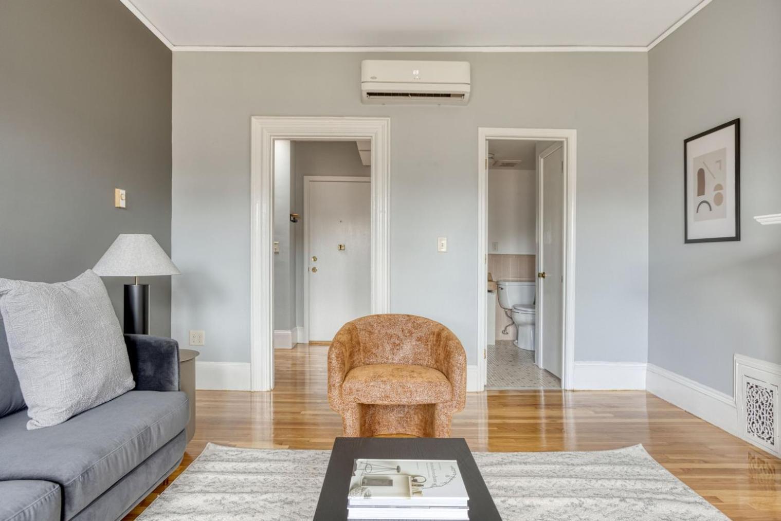 Back Bay 1br W Wd Nr Newbury St Bos-725 * Boston
