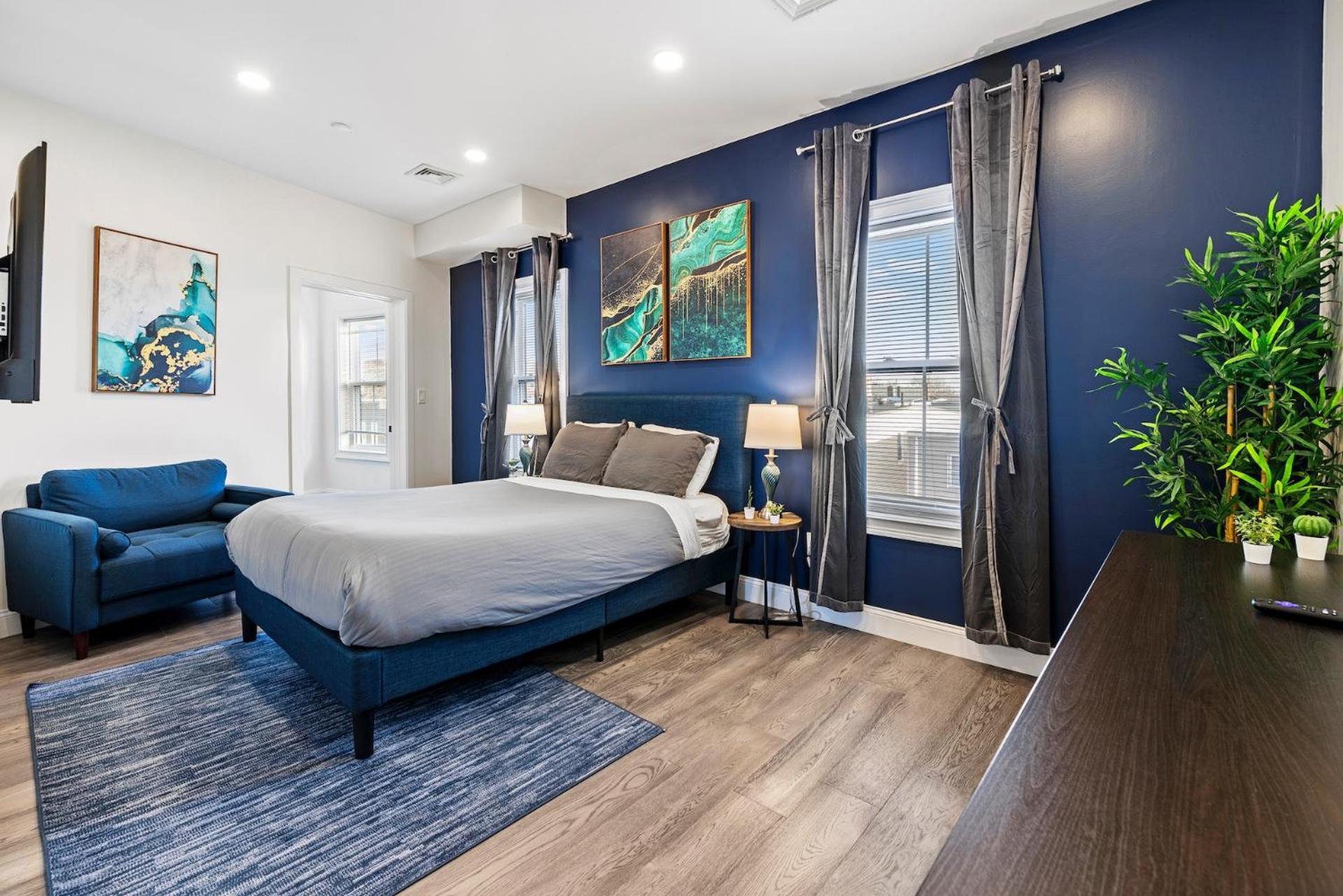 Spacious Fully Furnished By Logan Airport Apartment Boston