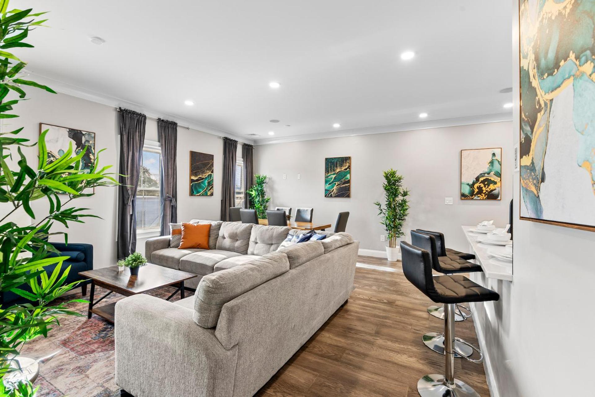 Apartment Spacious Fully Furnished By Logan Airport Boston
