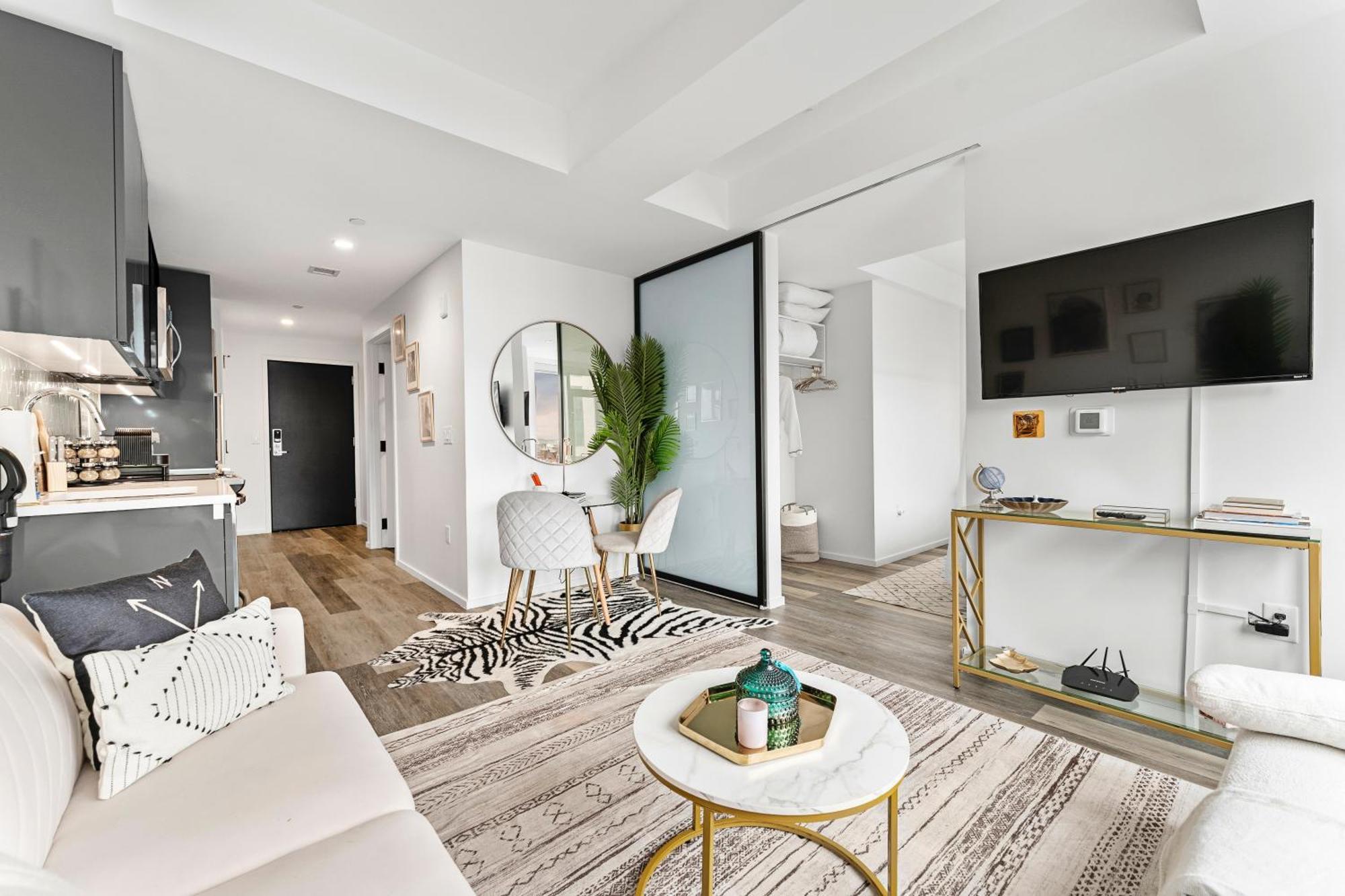 Vip Quarters By Orchard Group Apartment Boston