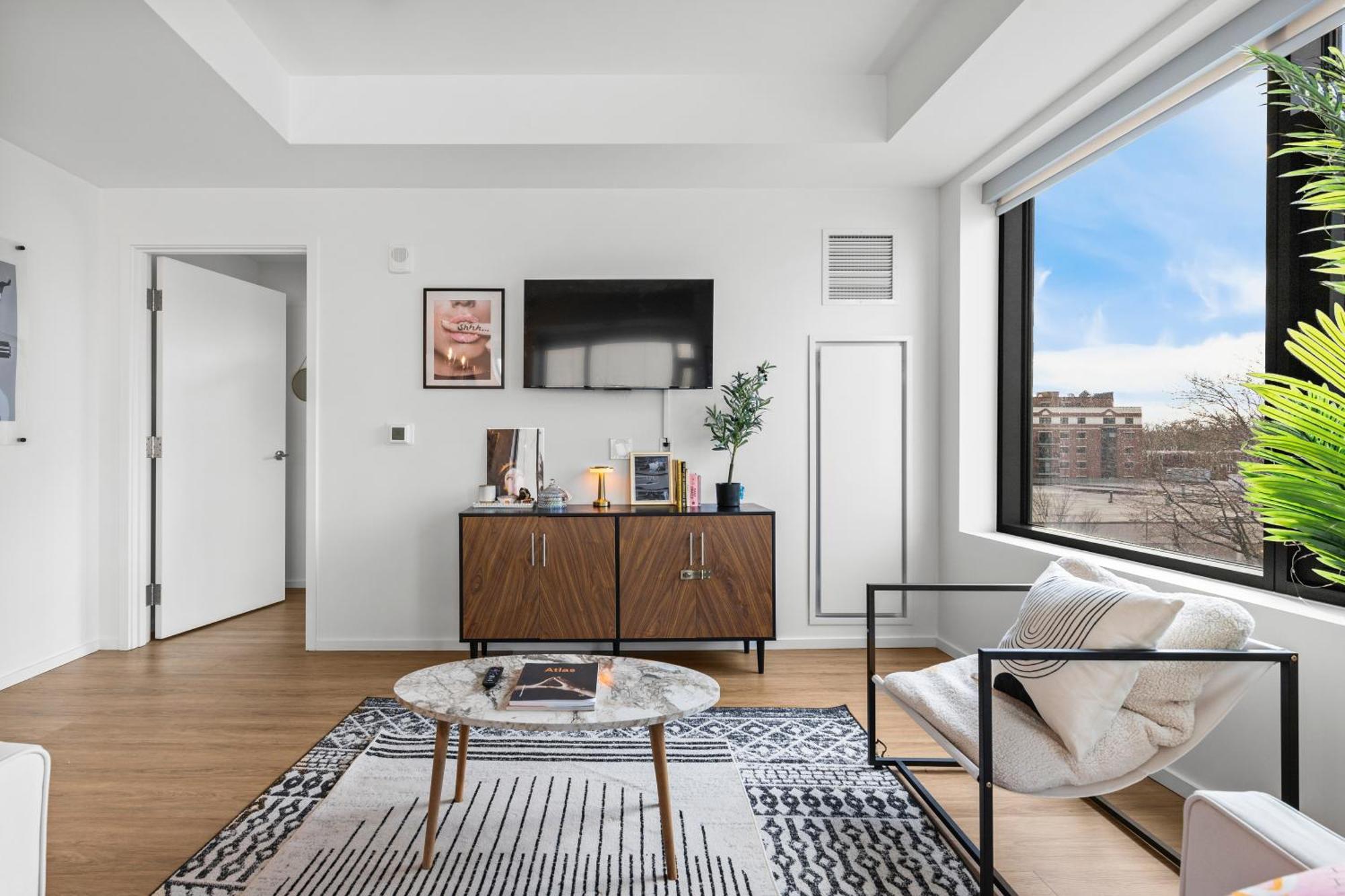Vip Quarters By Orchard Group Apartment *