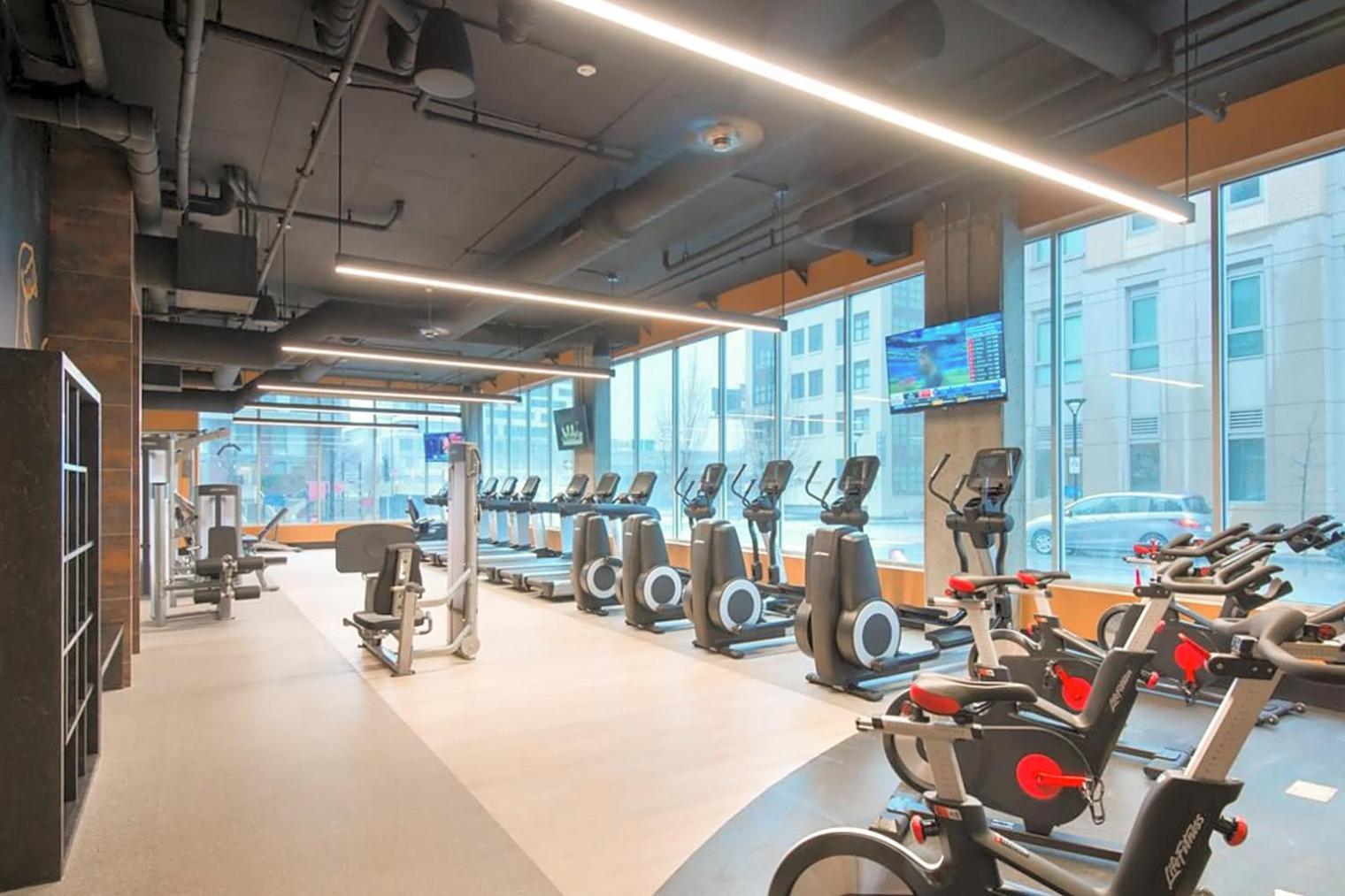 East Cambridge 2br W Gym Wd Nr Lechmere T Bos-893