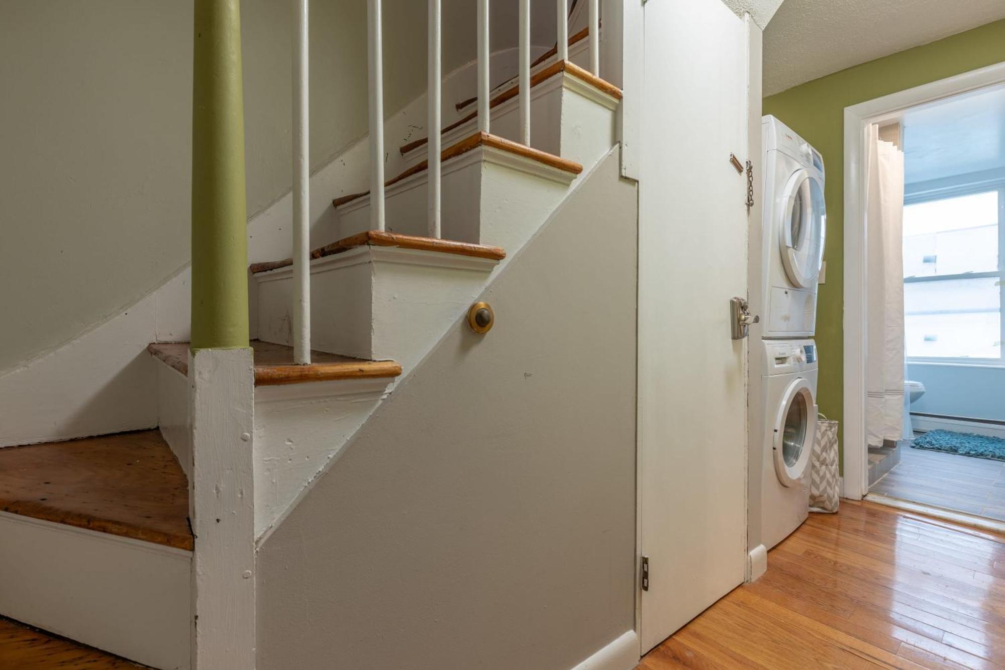 Apartamento 3 Bed 1 Bath In Historic Building