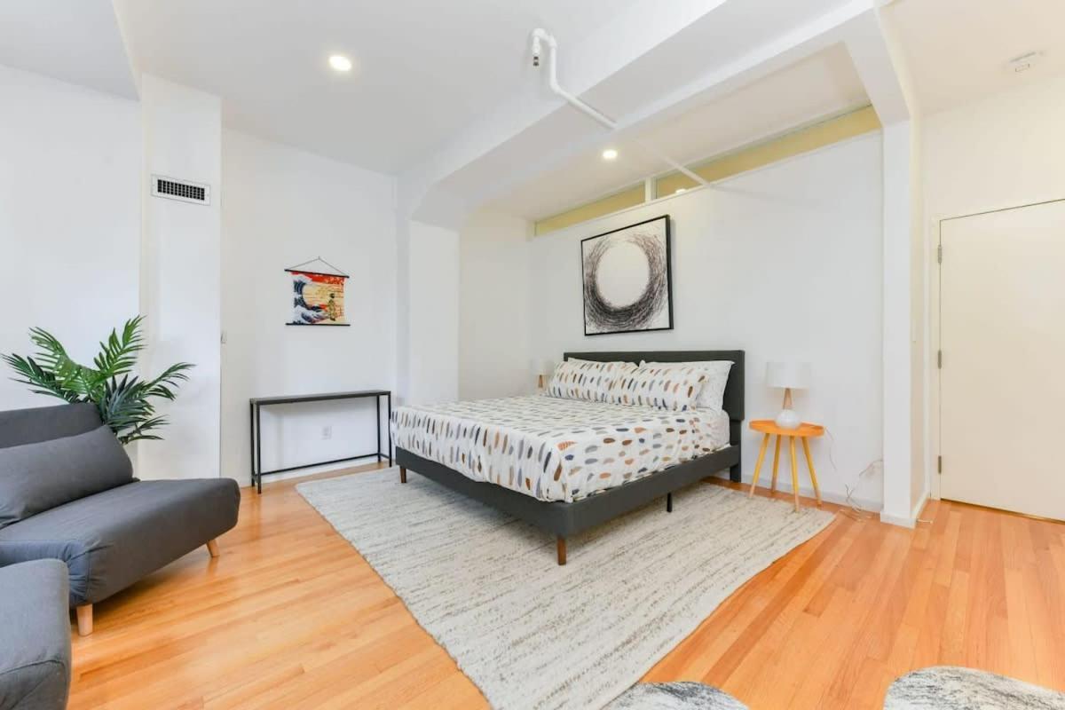 South End Hospitality: Downtown Crossing Large Lofted Location