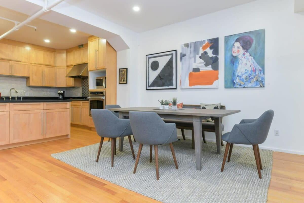 South End Hospitality: Downtown Crossing Large Lofted Location * Boston